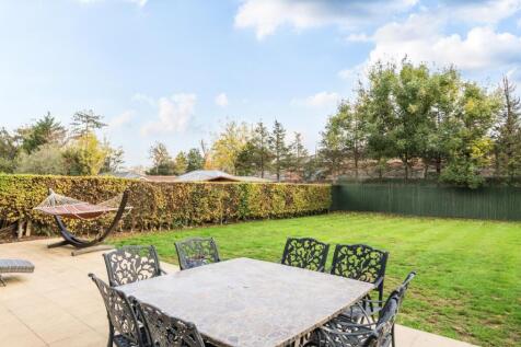 Davidson Frost-Wellings, DFW, Dalkeith Grove, Gard