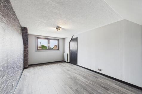 CAM03185G0-PR0111-STILL020