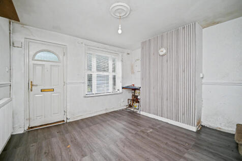 3 Kings Hill Field, Wednesbury, West Midlands, WS10 9JF