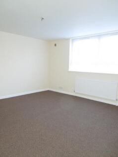 Crakers Mead, Rossiyn Road, Watford, WD18 photo 3