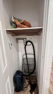 Cloakroom/wc