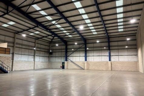 Light Industrial to rent Image 3