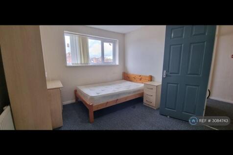 Russell Terrace, Leamington Spa, CV31 photo 5