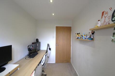 Spare room 1