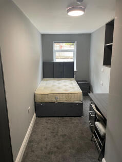 St. Peters Road, Reading, Berkshire, RG6 photo 4