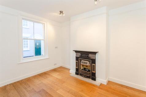 Living Room.jpg