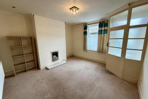 Summerfield Road,
Todmorden,
OL14 photo 3