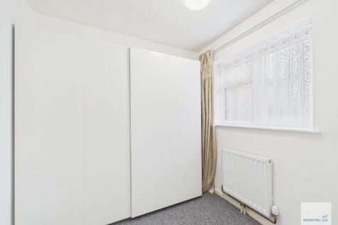 CAM03394G0-PR0370...