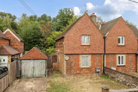 Godalming, GU8 - property photo