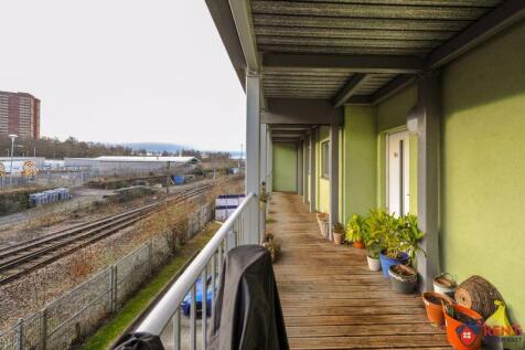 Worsdell Drive, Gateshead photo 2