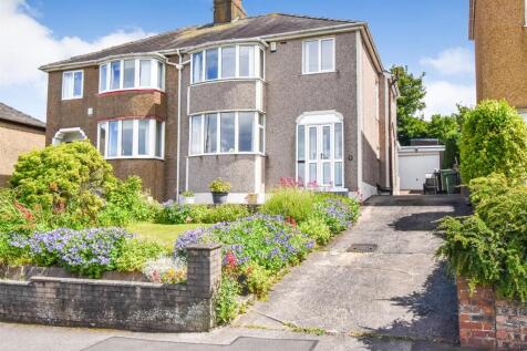 Front Garden and Driveway