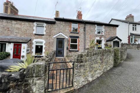 17 Fairy Glen