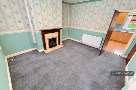 Almond Grove, Wigan, WN5 photo 3