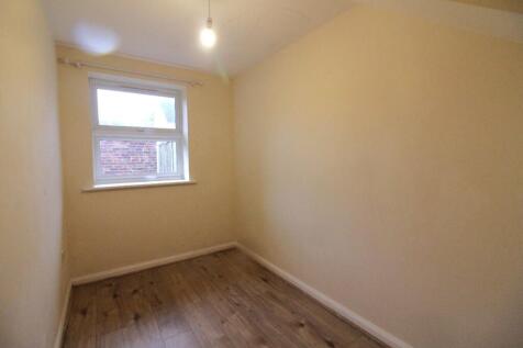 a Thornton Street, Sutton-in-Ashfield photo 5