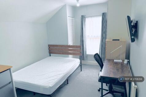 Large Double Ensuite Room