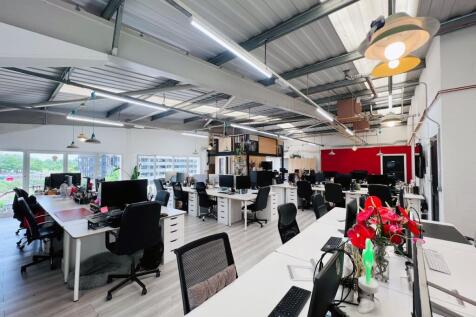 1 Office 5.jpg