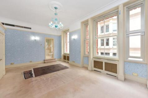 10 Berkeley House (13).JPG