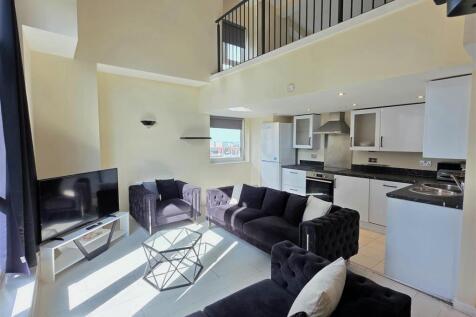 Lounge/Kitchen