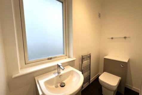 WC ensuite.jpg