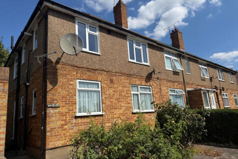 2 Bedroom Maisonette