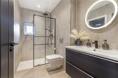 Shower-Room-1.jpg