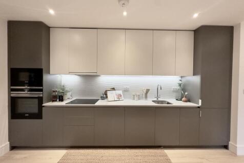 Sutton Park House, Carshalton Road, Sutton photo 5