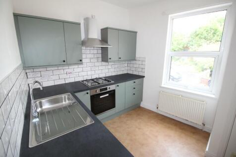 Kitchen (b) 