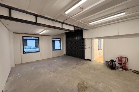 Brook Lane Unit 18 - (3).jpg