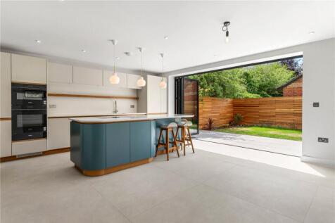 Pearce Close, Cambridge, Cambridgeshire photo 3
