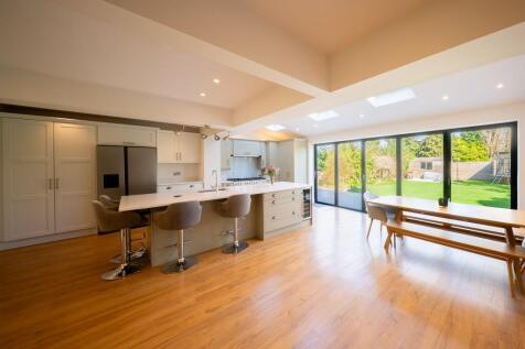 Open Plan Kitchen/Dining