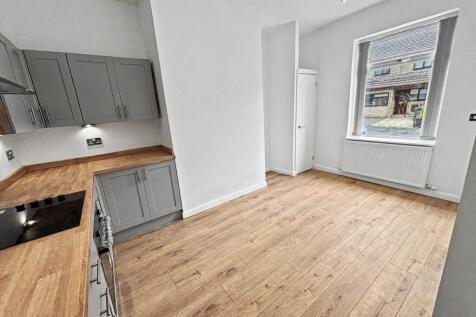 John Street, Holme Wood, Bradford, West Yorkshire, BD4 photo 3