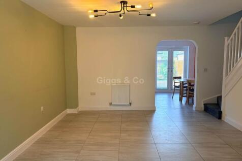 Somning Close, Huntingdon photo 3