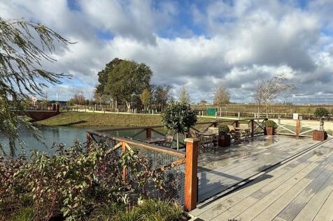 Compana Drive, Eastbrook Village photo 4