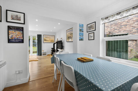 Living / Dining Room