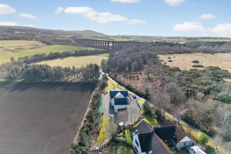 arieal shot - with views to viaduct.jpg