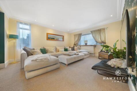 London Road, Teynham - Lounge