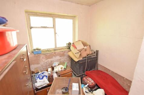 Bathroom Area MYL.JPG