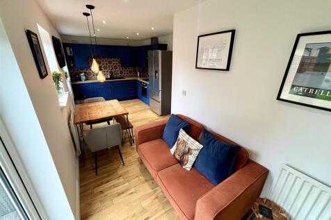 Open Plan Kitchen, Dining and Family Room