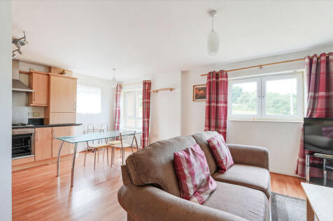 Open Plan Living / Dining / Kitchen 