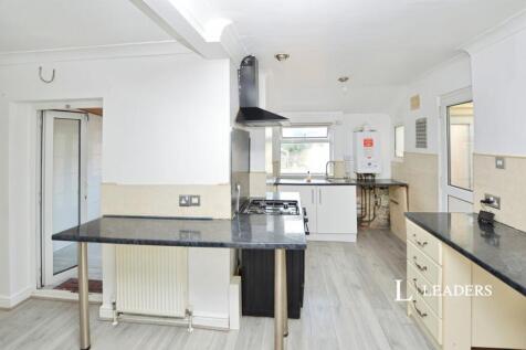 St. Andrews Avenue, Colchester, Essex, CO4 photo 5