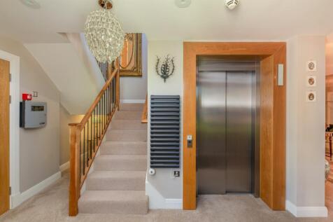 Apt. 1 Laurel Grange-11.jpg