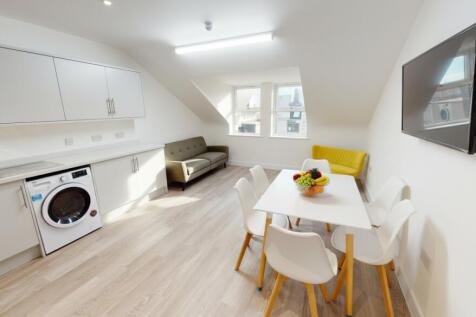 Raddlebarn Court, Selly Oak, West Midlands, B29 photo 3