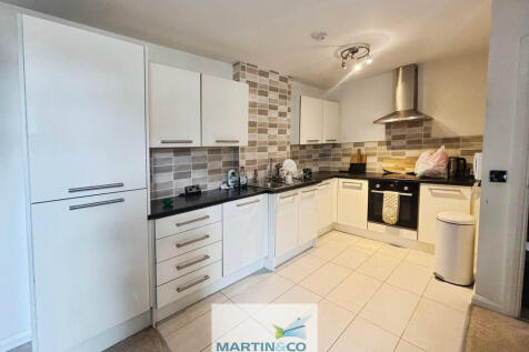 302eea3a--4BD4-B9...