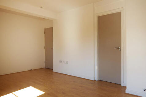 38 Cambridge Street, Aylesbury, Buckinghamshire photo 3