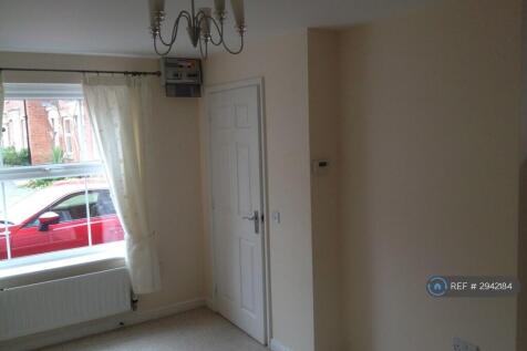 Drovers Close, Uttoxeter, ST14 photo 4