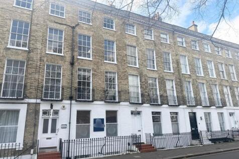 Front 4-5 The Steyne