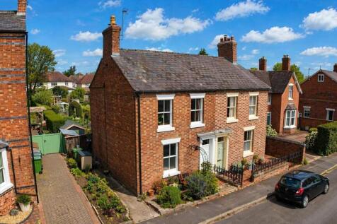 Oak Street DJI 1.jpg