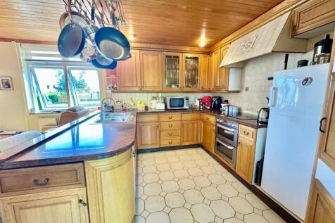 PHOTO-2025-05-26-22-38-19 (19).jpg