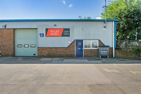 Trade Counter to rent Image 10