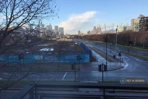 Balcony With View Of The O2
